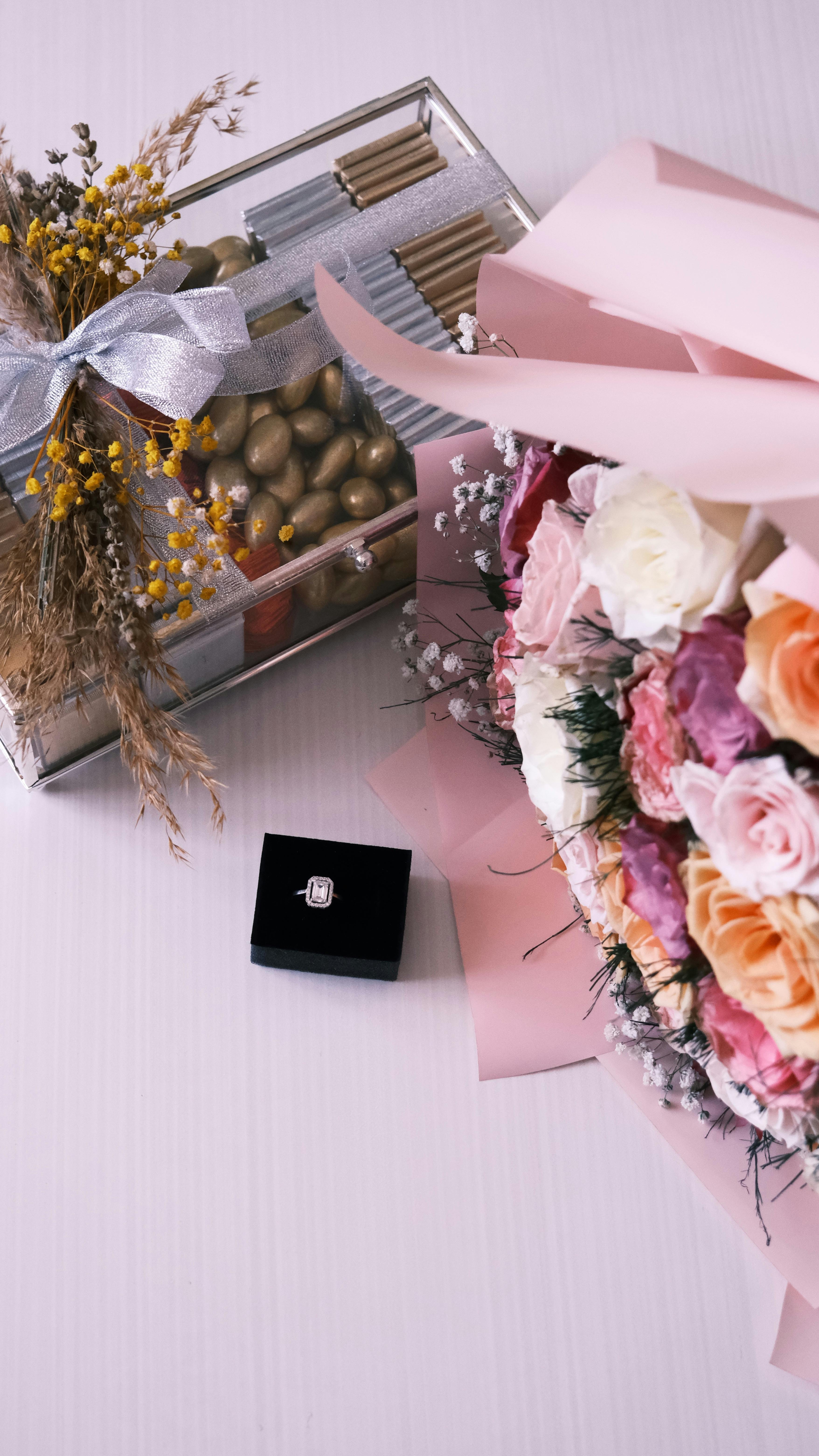 Personalized Couple Wedding Gift Frame